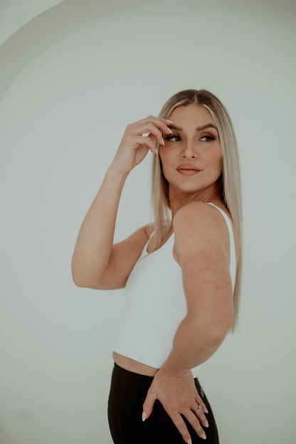 Bella Crop White