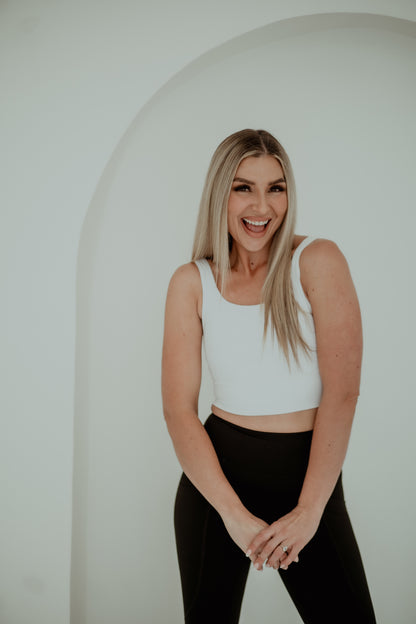 Bella Crop White
